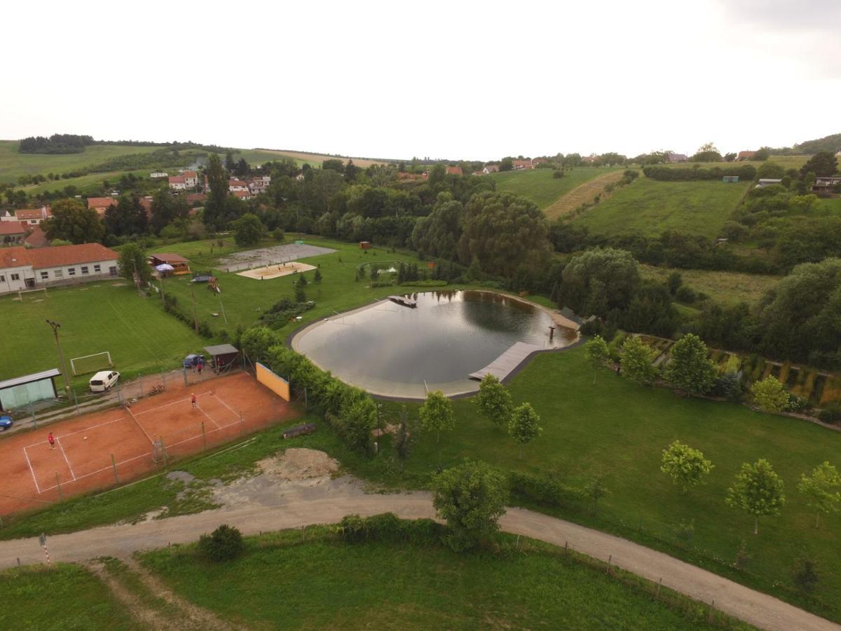 Apartmán Pod borovicí Kovalovice Exterior foto